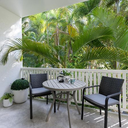 Coral Apartments Port Douglas Exterior photo