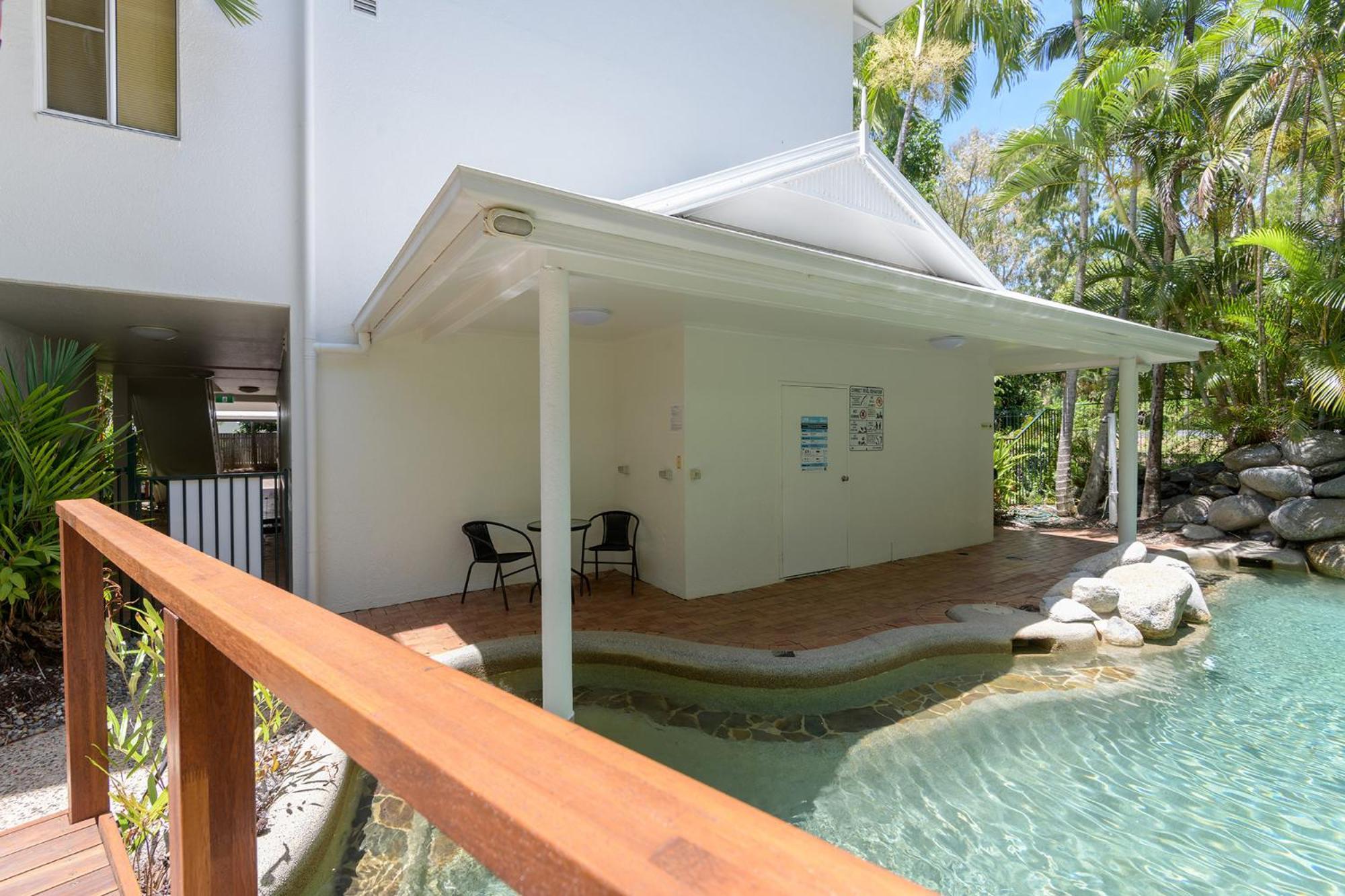 Coral Apartments Port Douglas Exterior photo