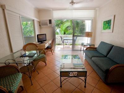 Coral Apartments Port Douglas Exterior photo